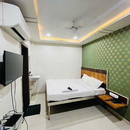Oyo 88521 Hotel Swagstay Indore Eksteriør bilde