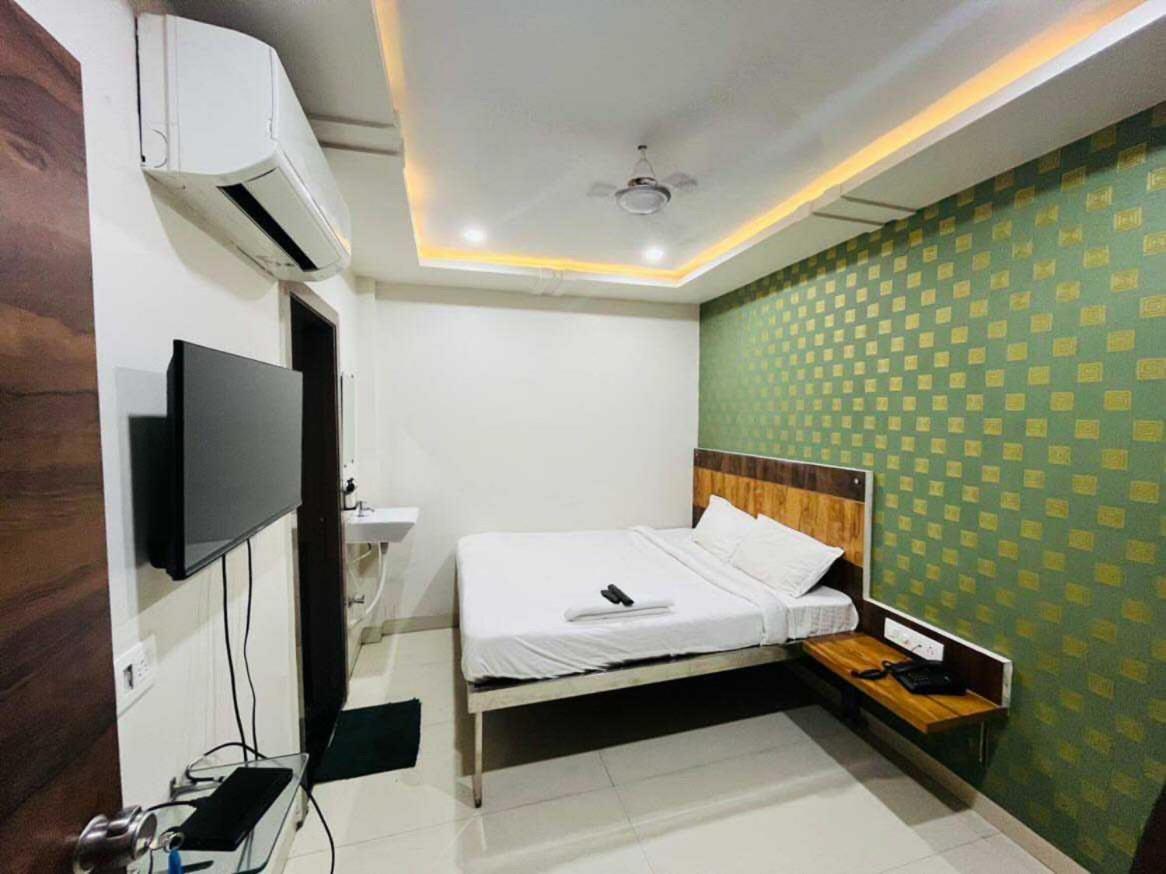 Oyo 88521 Hotel Swagstay Indore Eksteriør bilde